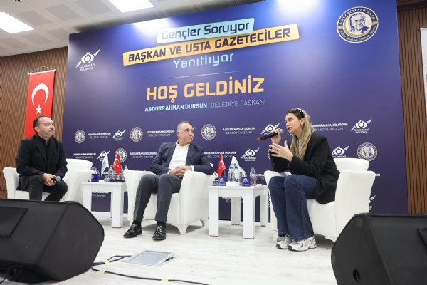 Duayen Gazeteciler Gençlerle Buluştu!